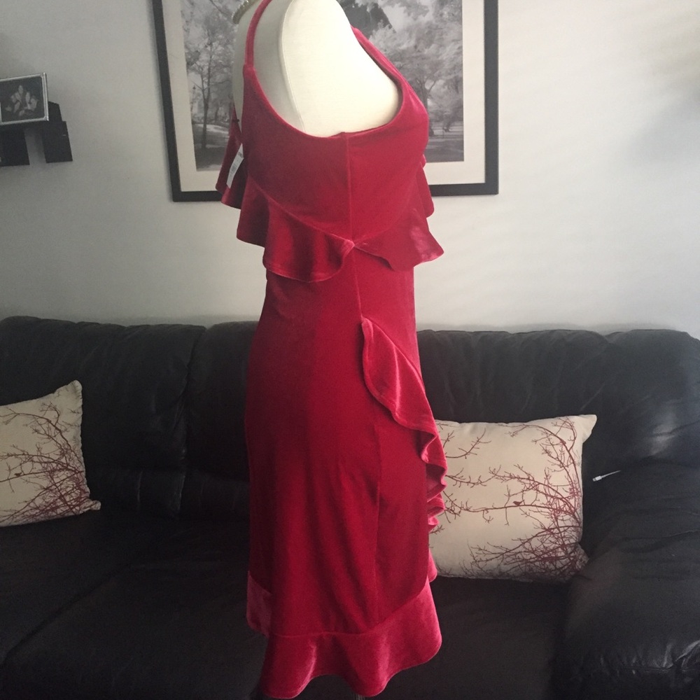 ❤️NWT Red Velvet Ruffle One Shoulder Dress XS - Picture 4 of 7